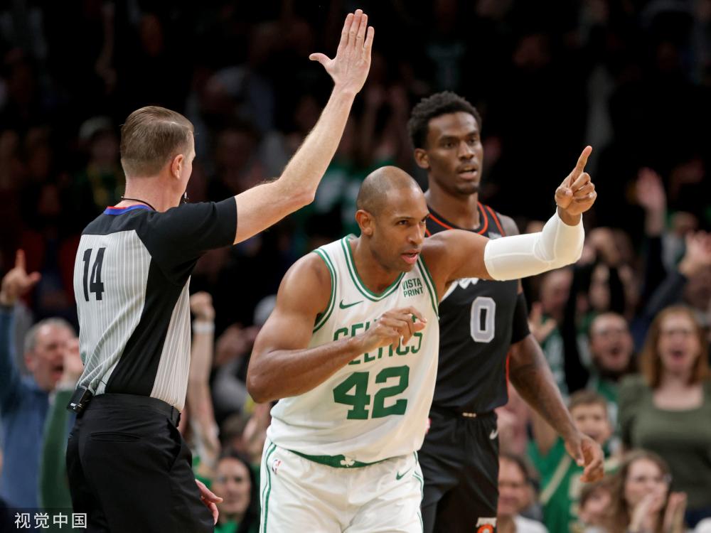 在约内斯库 在约内斯库